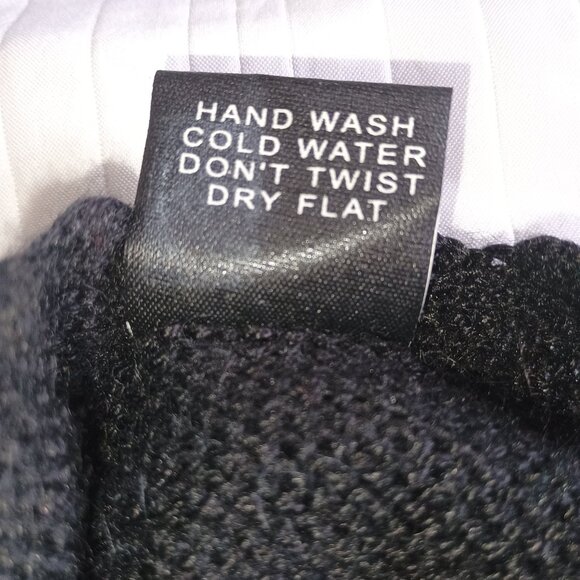 EUC Carmen's Made in Peru 100% Alpaca Button Up Floral Knit Cardigan Sweater - Picture 4 of 9